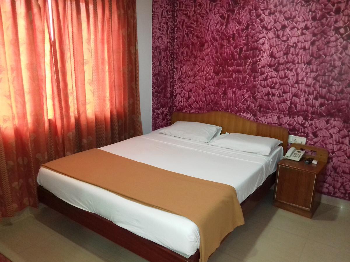 Sri Srinivasar Residency Hotell Vellore Eksteriør bilde