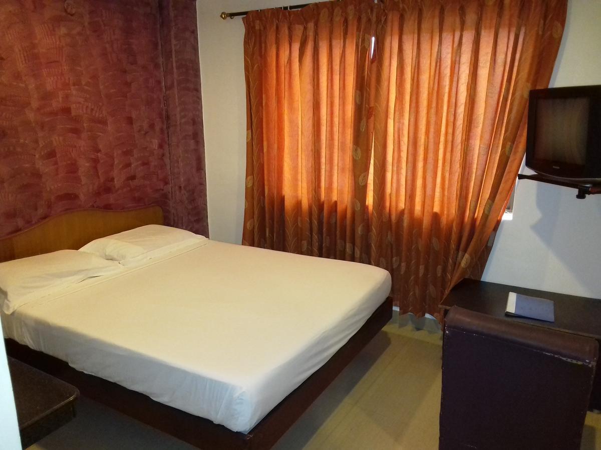 Sri Srinivasar Residency Hotell Vellore Eksteriør bilde