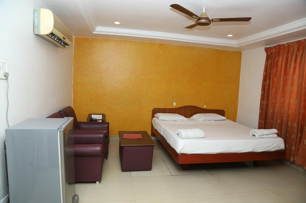 Sri Srinivasar Residency Hotell Vellore Eksteriør bilde