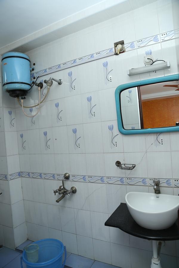 Sri Srinivasar Residency Hotell Vellore Eksteriør bilde