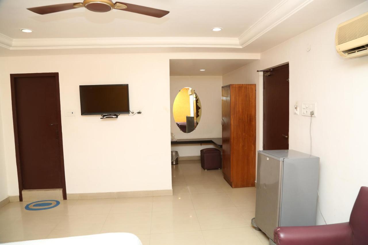 Sri Srinivasar Residency Hotell Vellore Eksteriør bilde