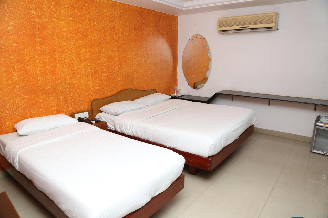 Sri Srinivasar Residency Hotell Vellore Eksteriør bilde